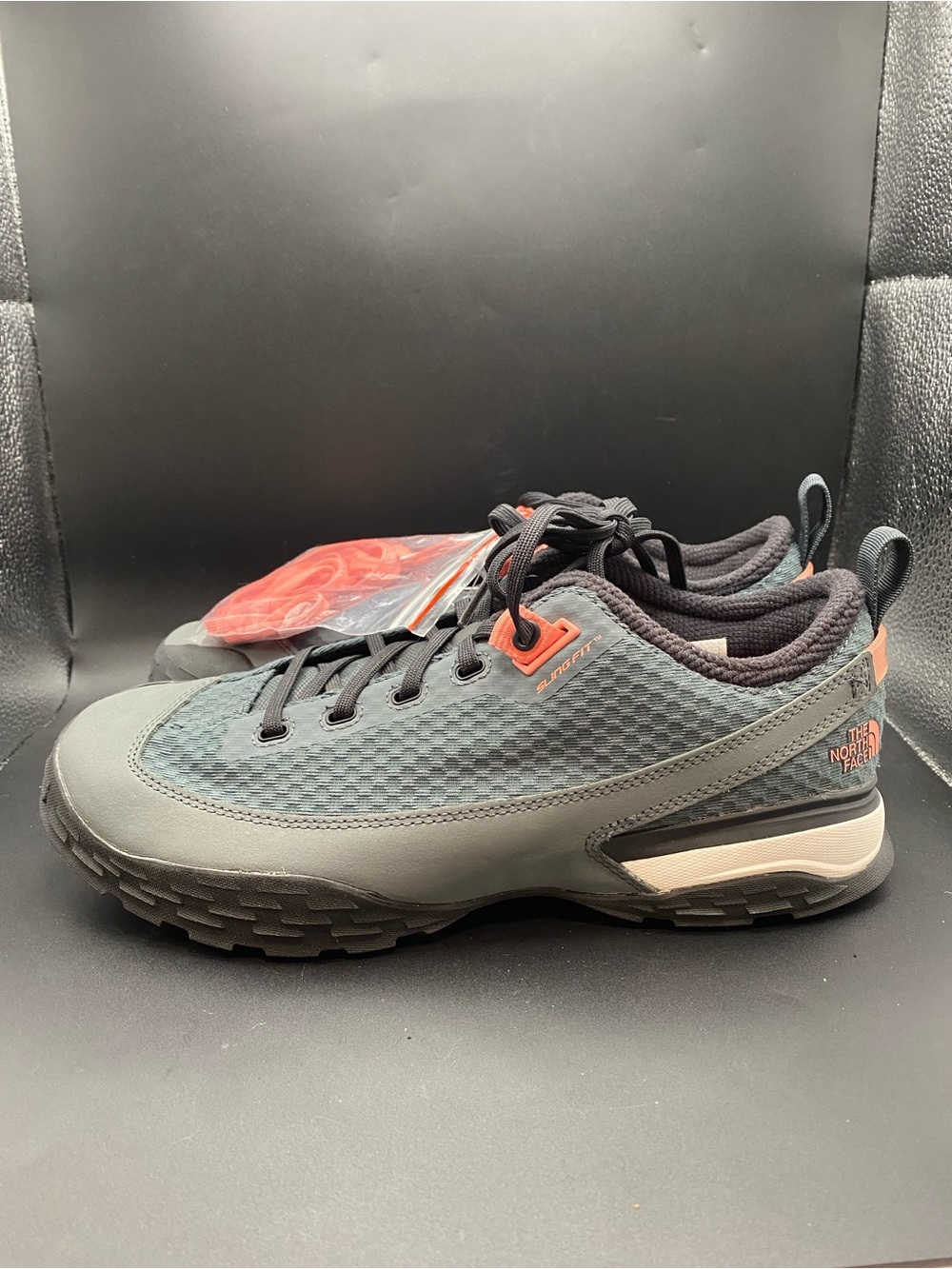 The North Face One Trail Women’s 10 Hiking Shoes Gray Pink Sling Fit Walking